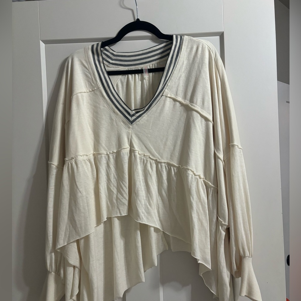 Free people tunic top never worn.